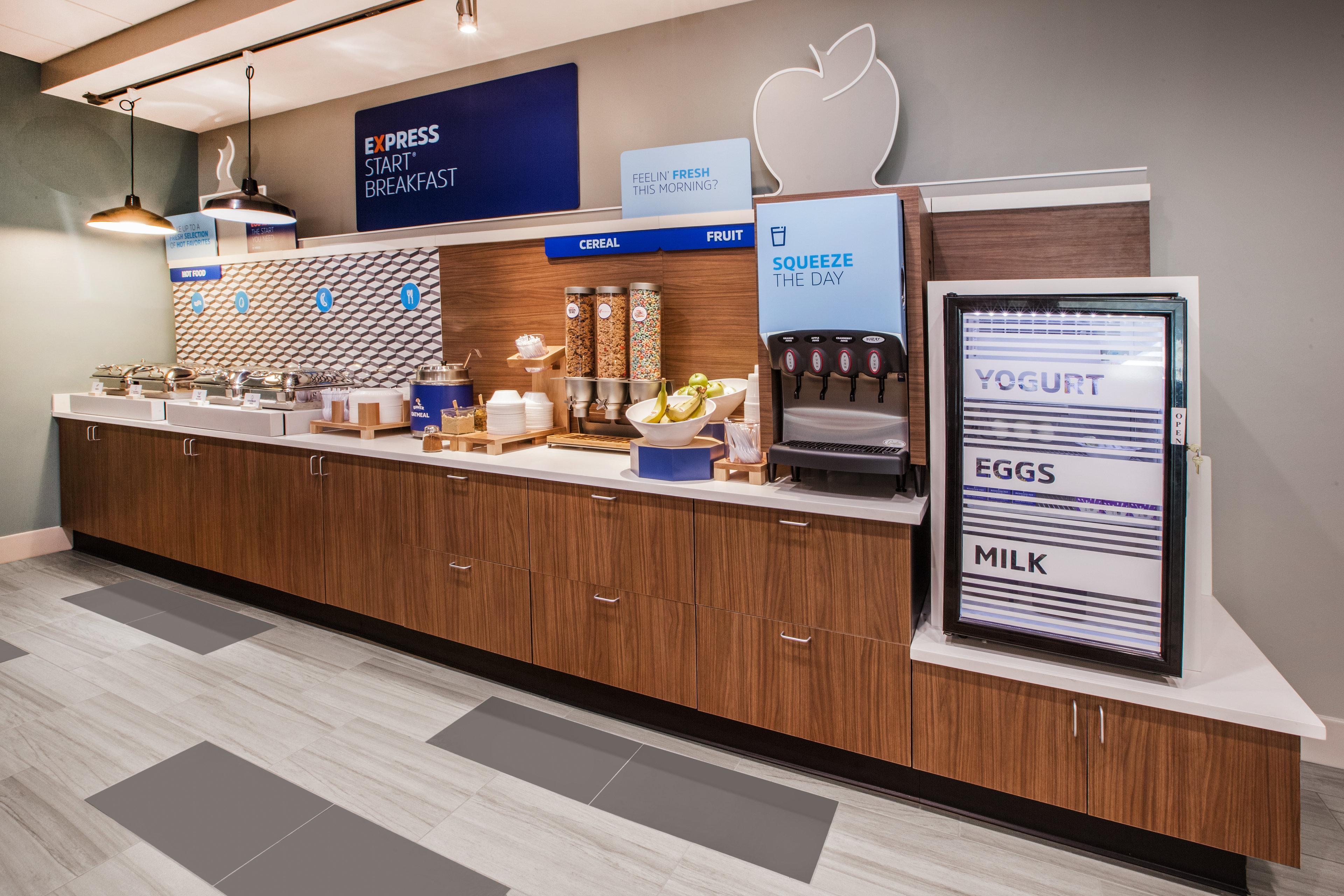 Holiday Inn Express & Suites - Commerce By Ihg Exterior foto